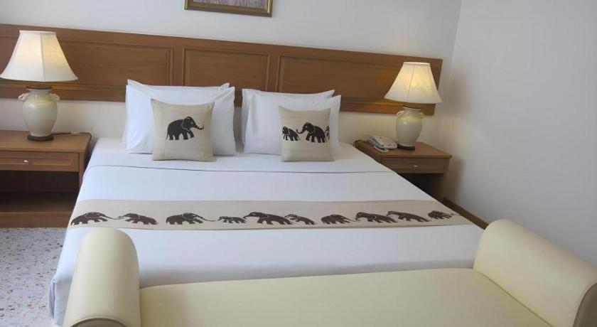 Lido Beach Hotel Pattaya Dış mekan fotoğraf
